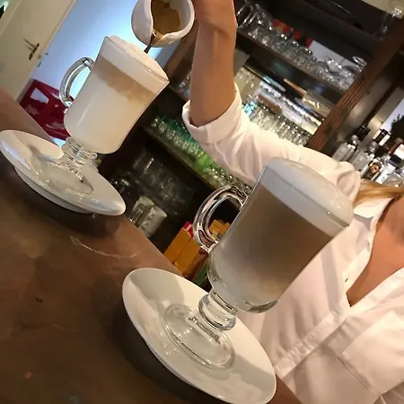 Sikfokut Hotel 3*